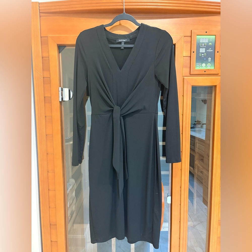 Ellen Tracy Black Long Sleeve Dress with Front Tie